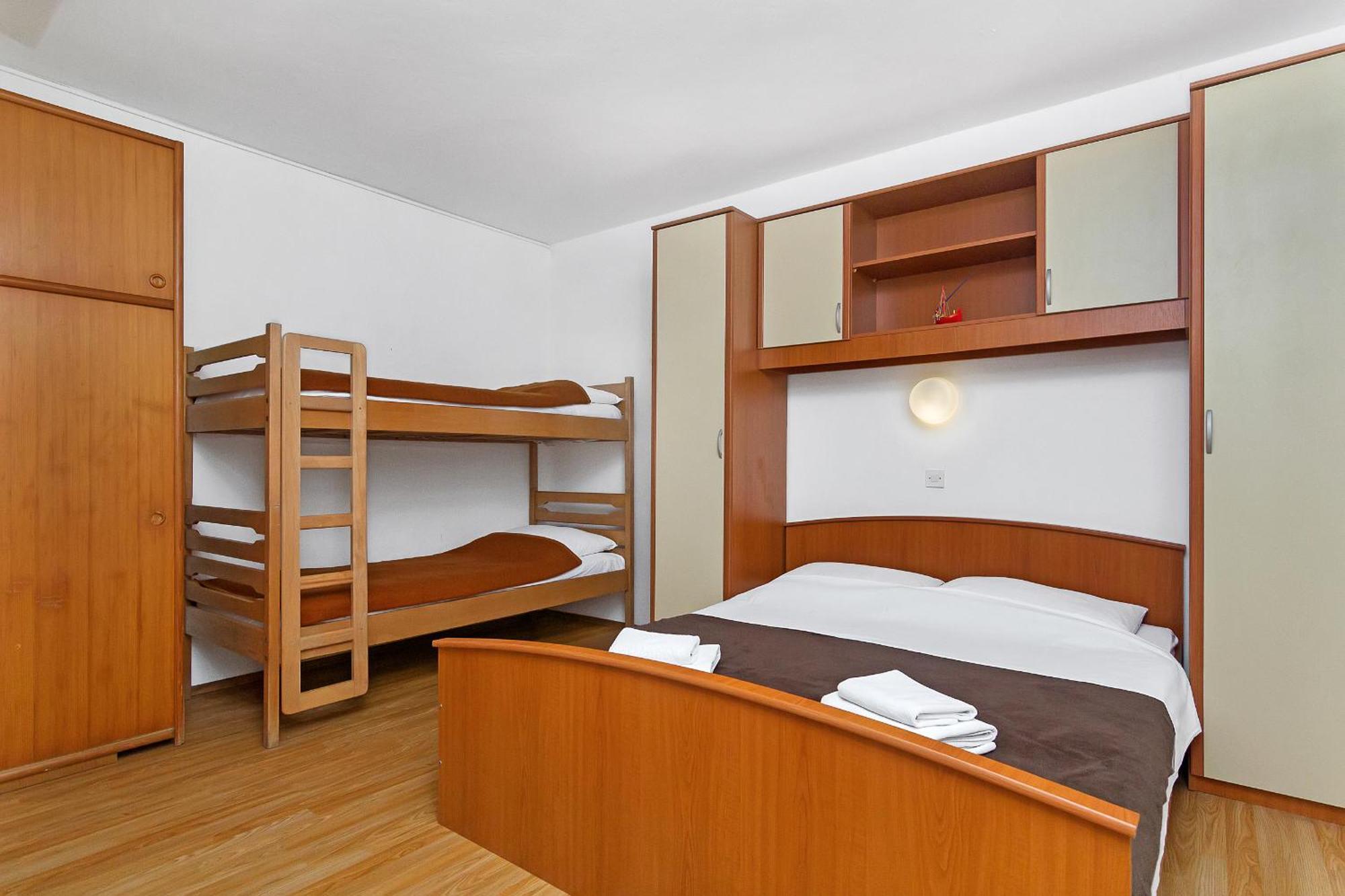 Apartmani Cico Gdinj Buitenkant foto