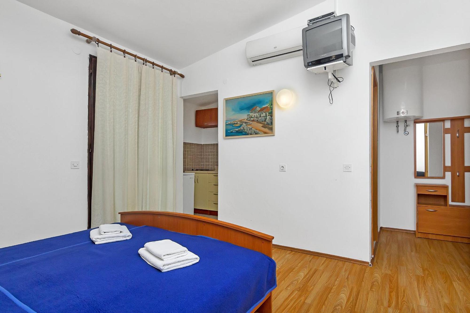 Apartmani Cico Gdinj Buitenkant foto